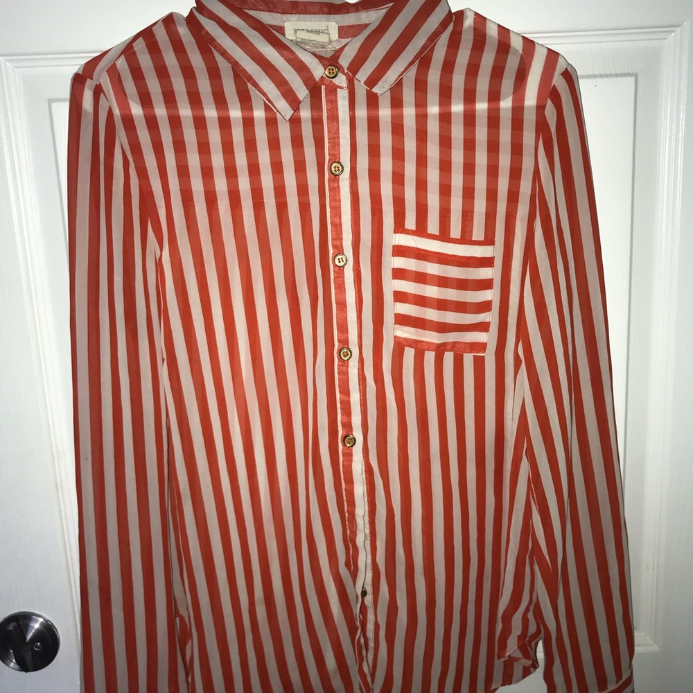 🧡✨. Striped Orange & White Blouse